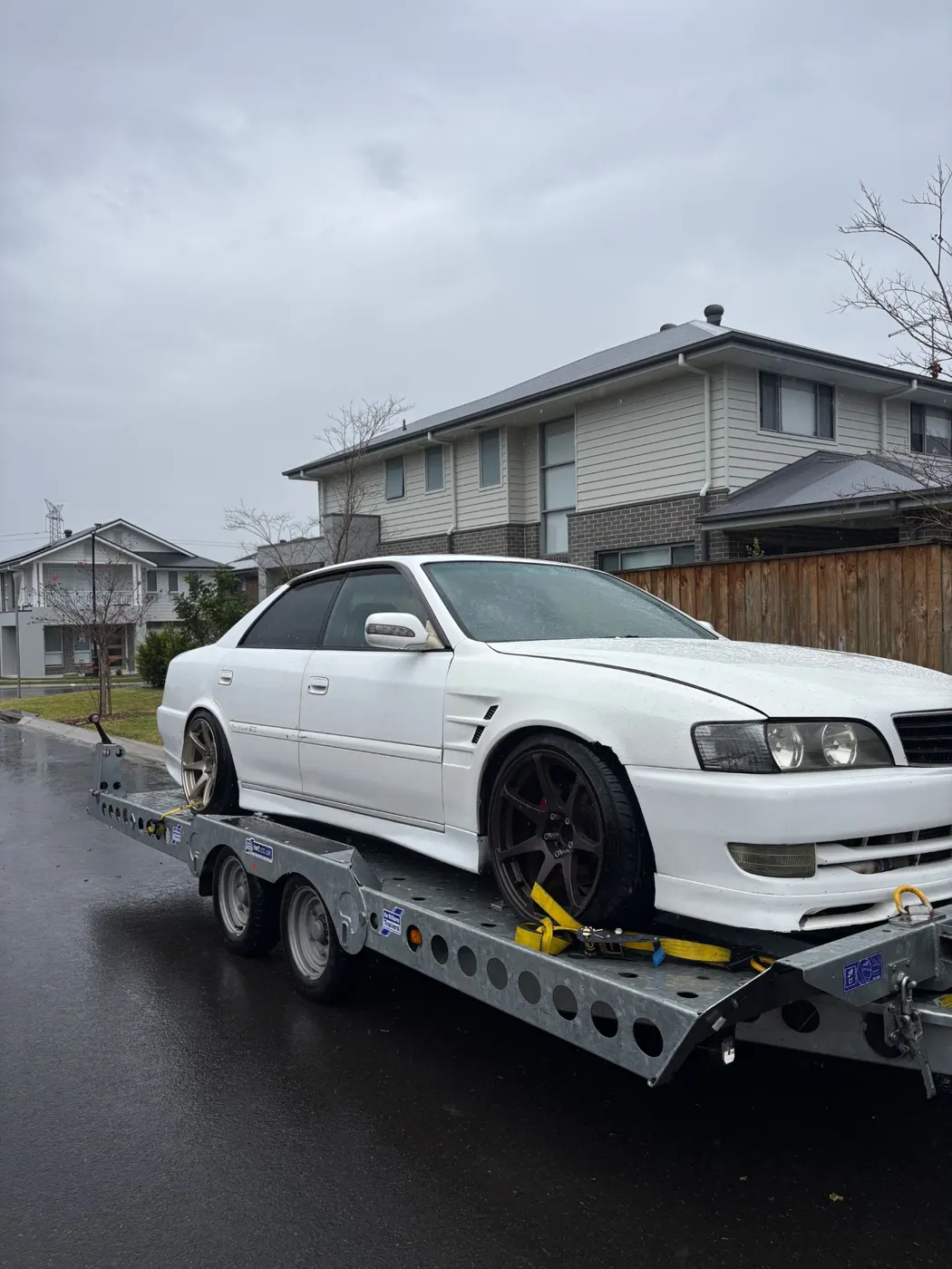 Toyota Chaser on the FSF Hire CT177 tilt trailer
