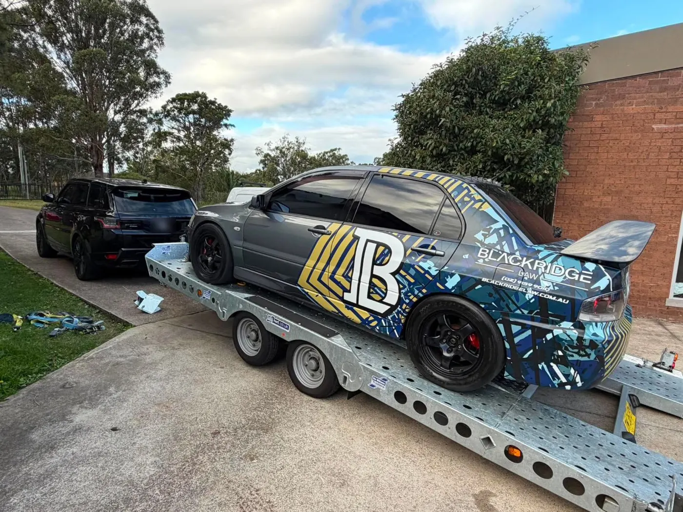 Mitsubishi Lancer Evolution on the FSF Hire CT177 tilt trailer