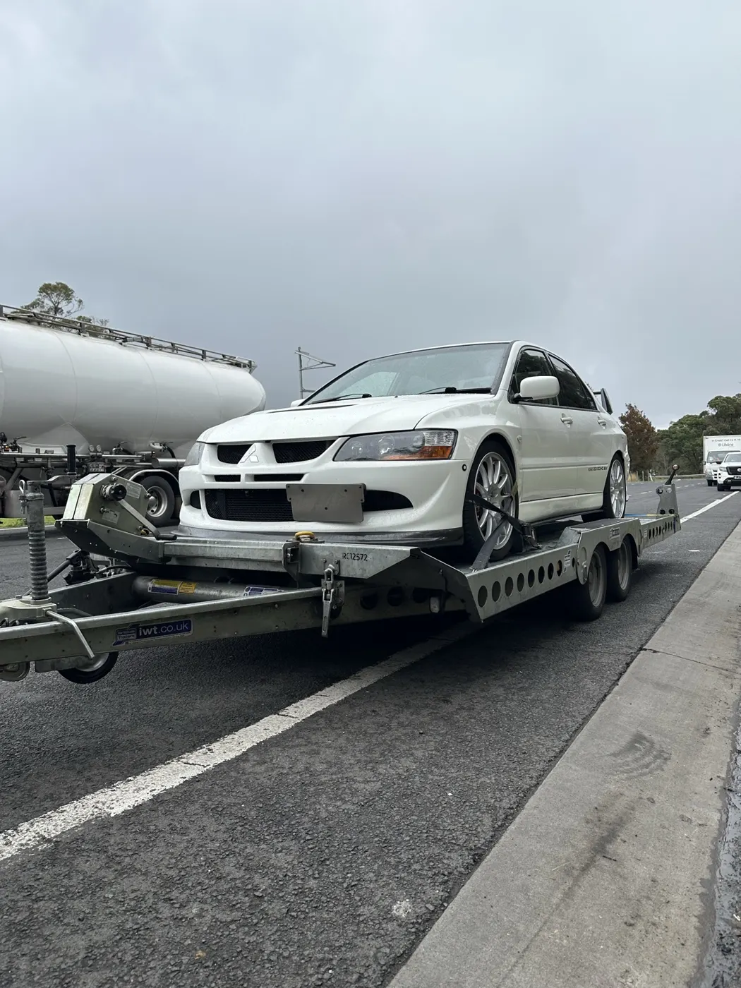Mitsubishi Lancer Evolution on the FSF Hire CT177 tilt trailer