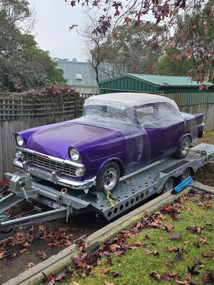 Classic Holden on the FSF Hire CT177 tilt trailer